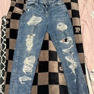 American eagle ripped jeans